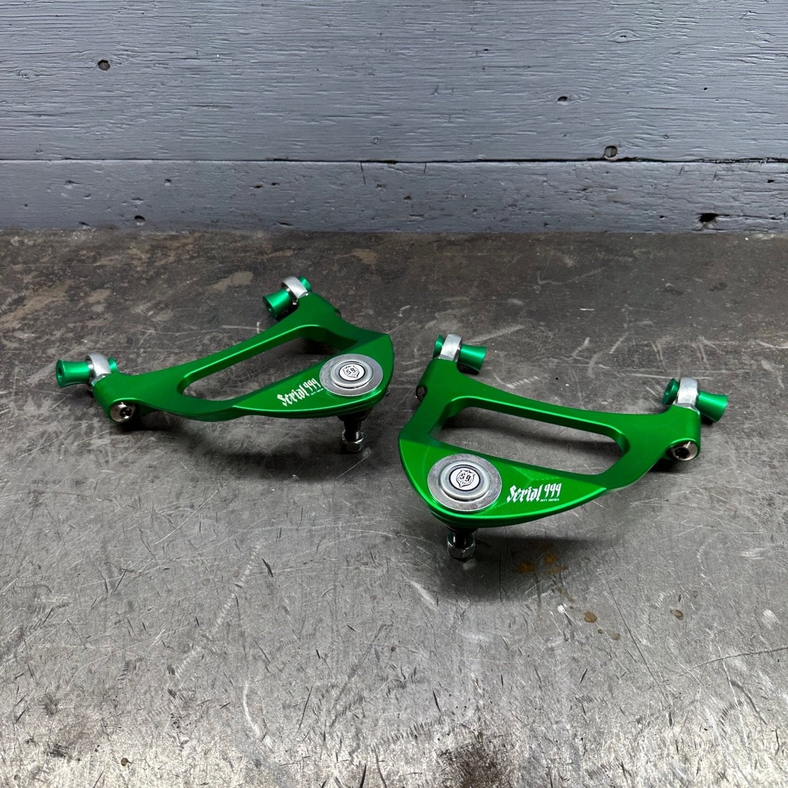 Cressida / Chaser / Mark II / Cresta MX83 / JZX81 / GX81 SERIAL999 Rear Upper Control Arms - SERIALNINE