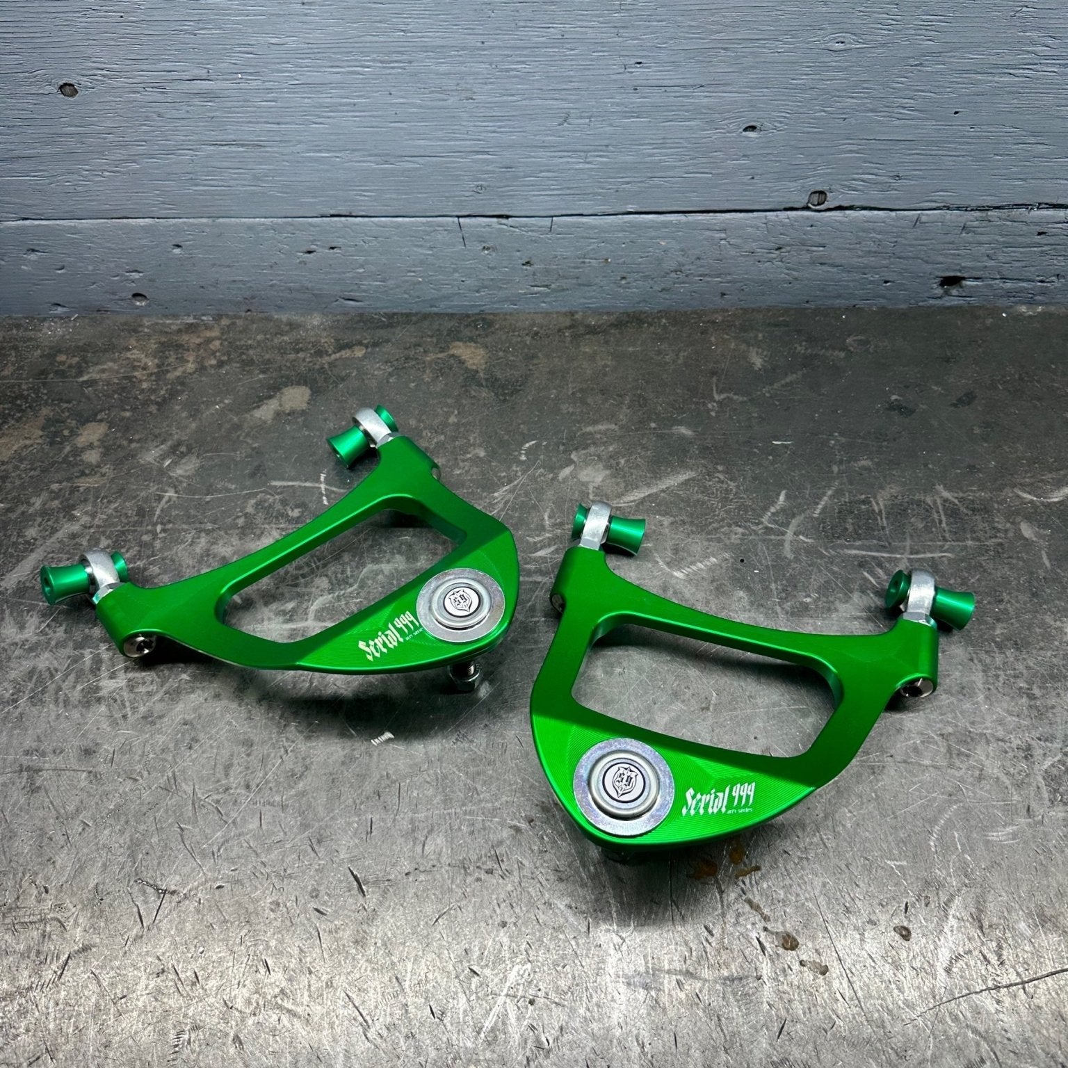 Cressida / Chaser / Mark II / Cresta MX83 / JZX81 / GX81 SERIAL999 Rear Upper Control Arms - SERIALNINE