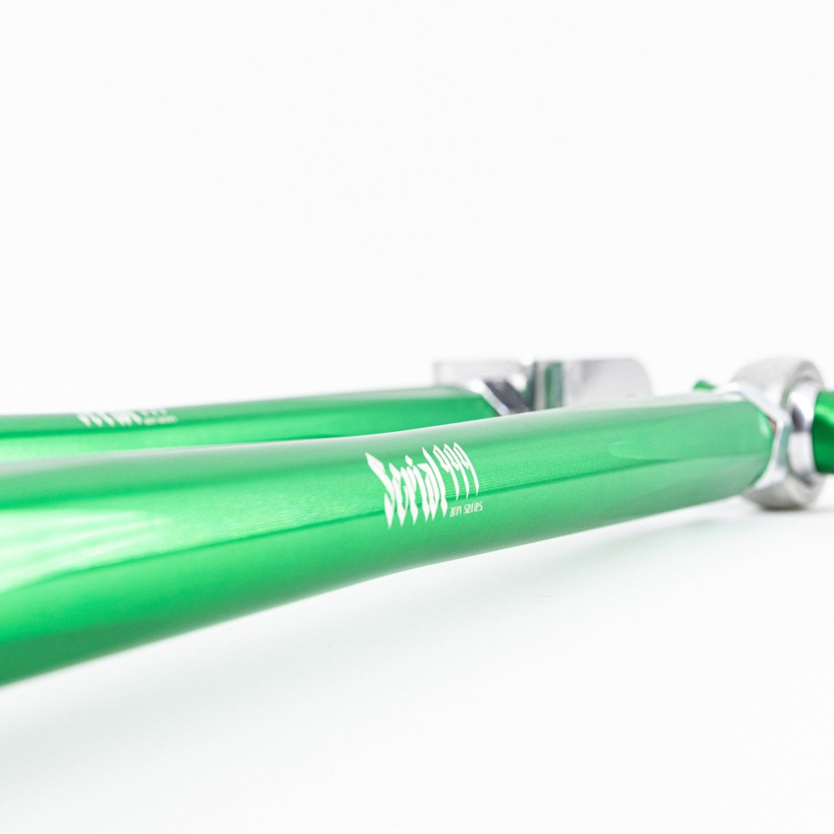 IS300 / Altezza / Verossa / Crown SXE10 / JZX110 / JZS171 Serial999 Traction Arms - SERIALNINE