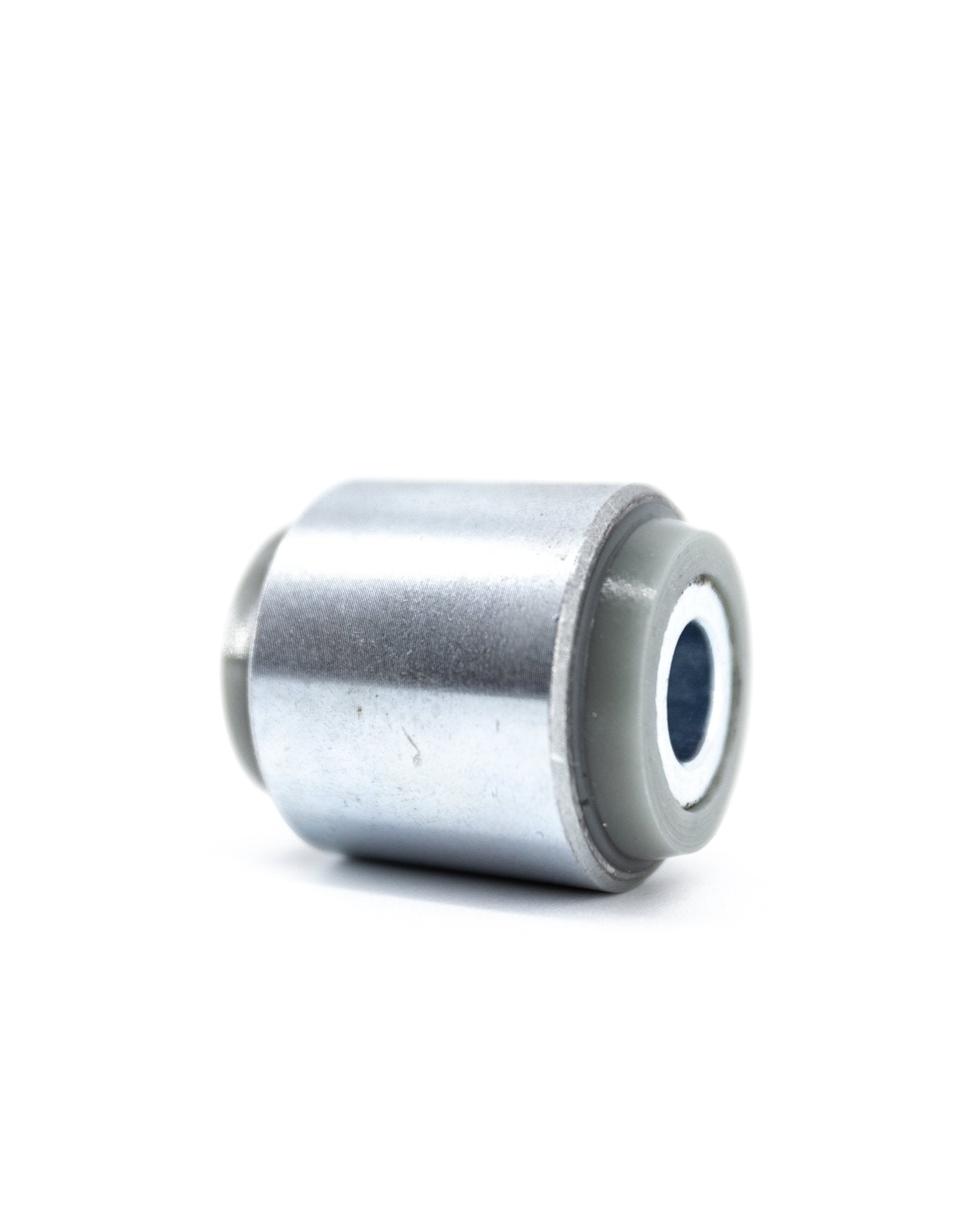 IS300 / GS300 / Verossa SXE10 / JZS161 / JZX110 Rear Hub Bushings (Traction) - SERIALNINE