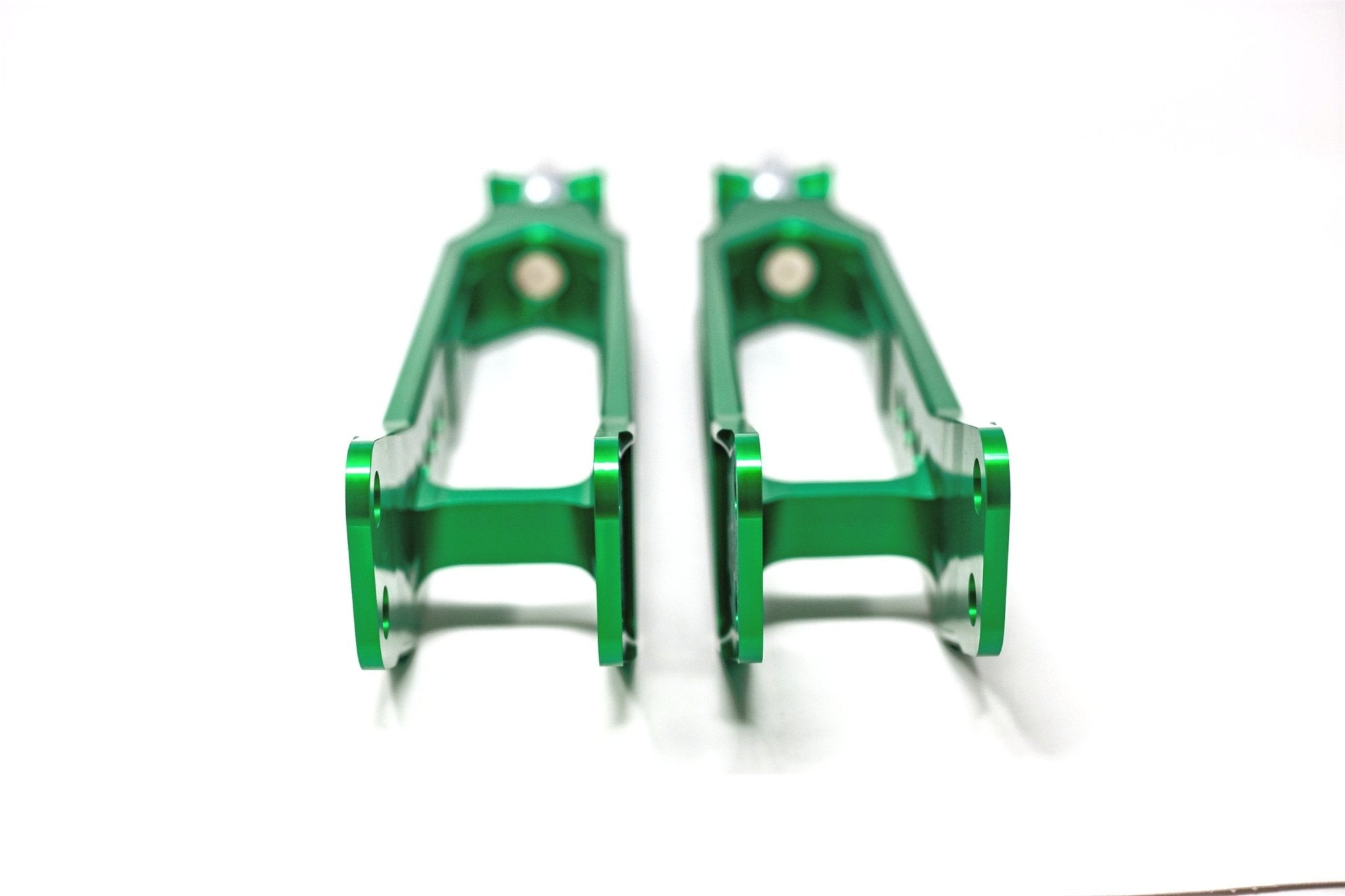 IS300 / GS300 / Verossa SXE10 / JZS161 / JZX110 Rear Lower Control Arms - SERIALNINE