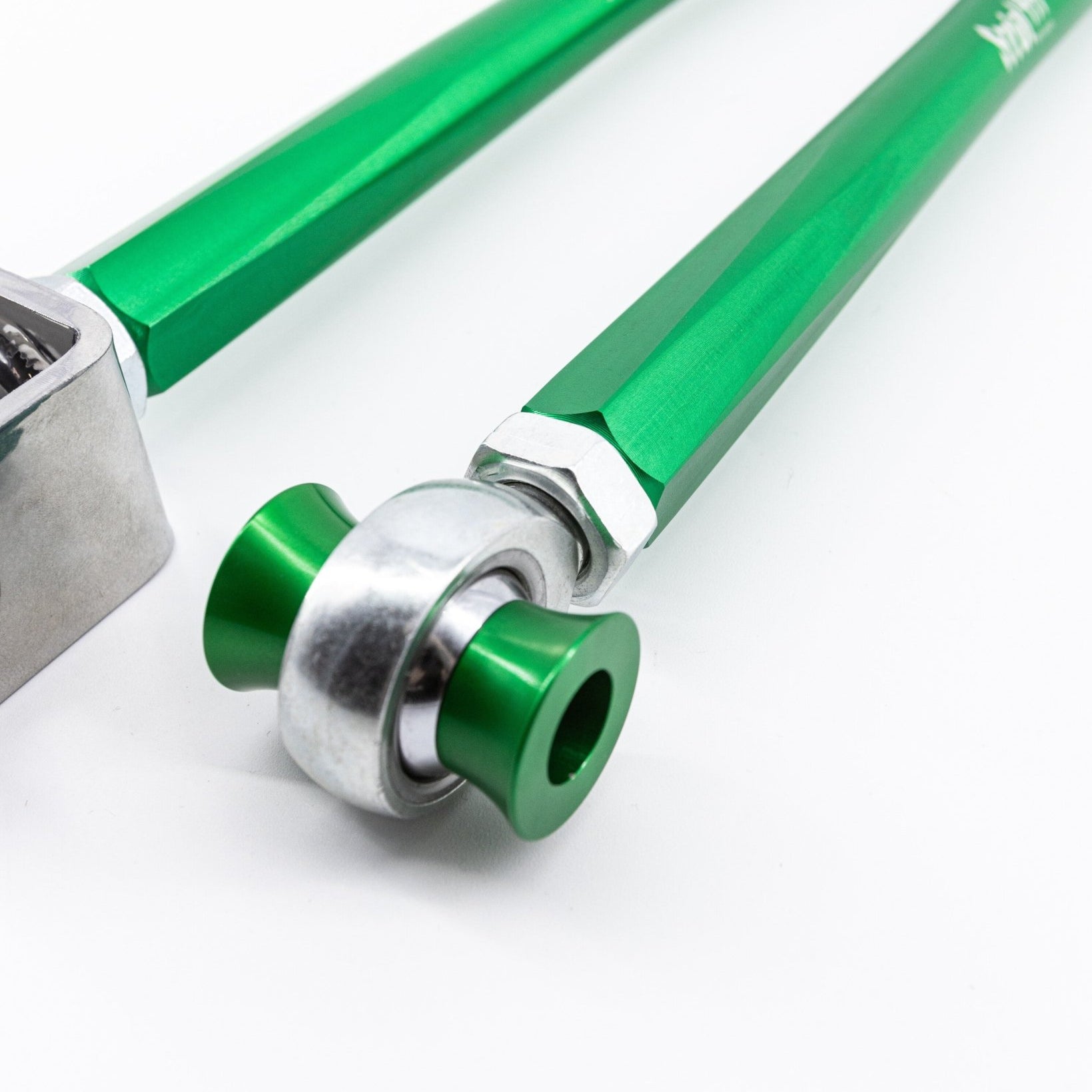 LS400 / Celsior UCF20 Serial999 Traction Arms - SERIALNINE