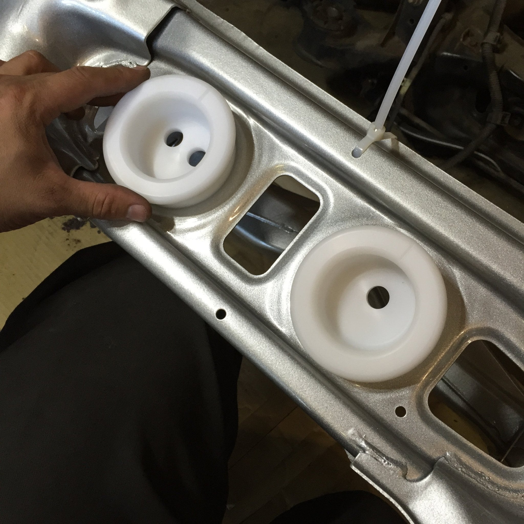 SC300 / SC400 / Soarer JZZ30 UZZ40 Differential Bushing Kit - SERIALNINE