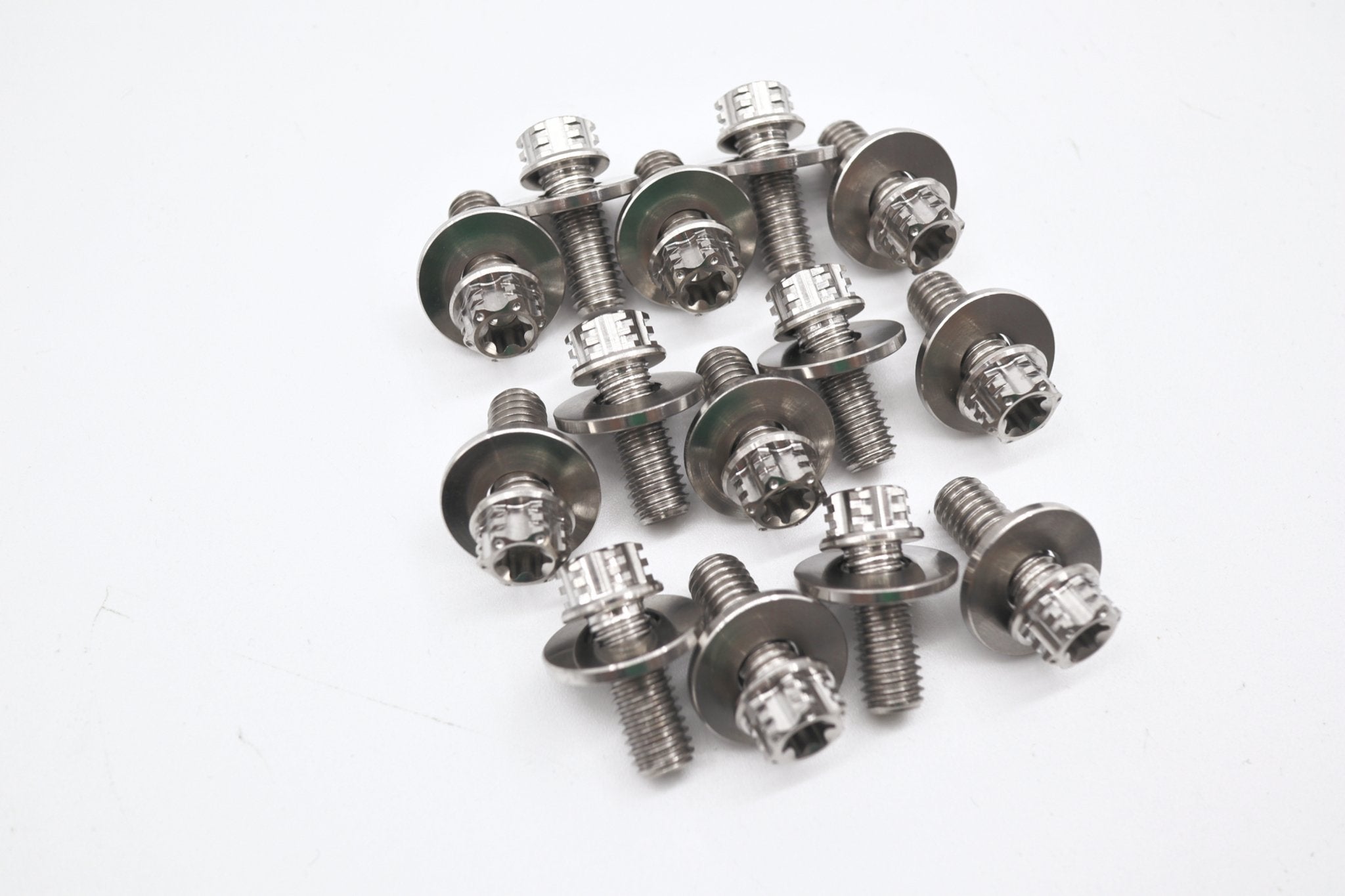 Titanium Spark Sprayer Hardware - SERIALNINE