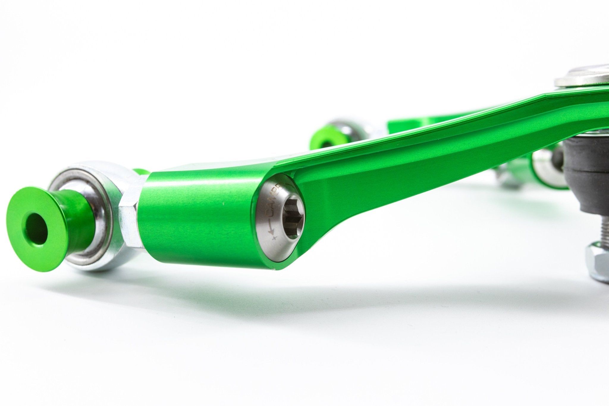 IS300 / Altezza / Verossa / Crown SXE10 / JZX110 / JZS171 Front Upper Control Arms - SERIALNINE