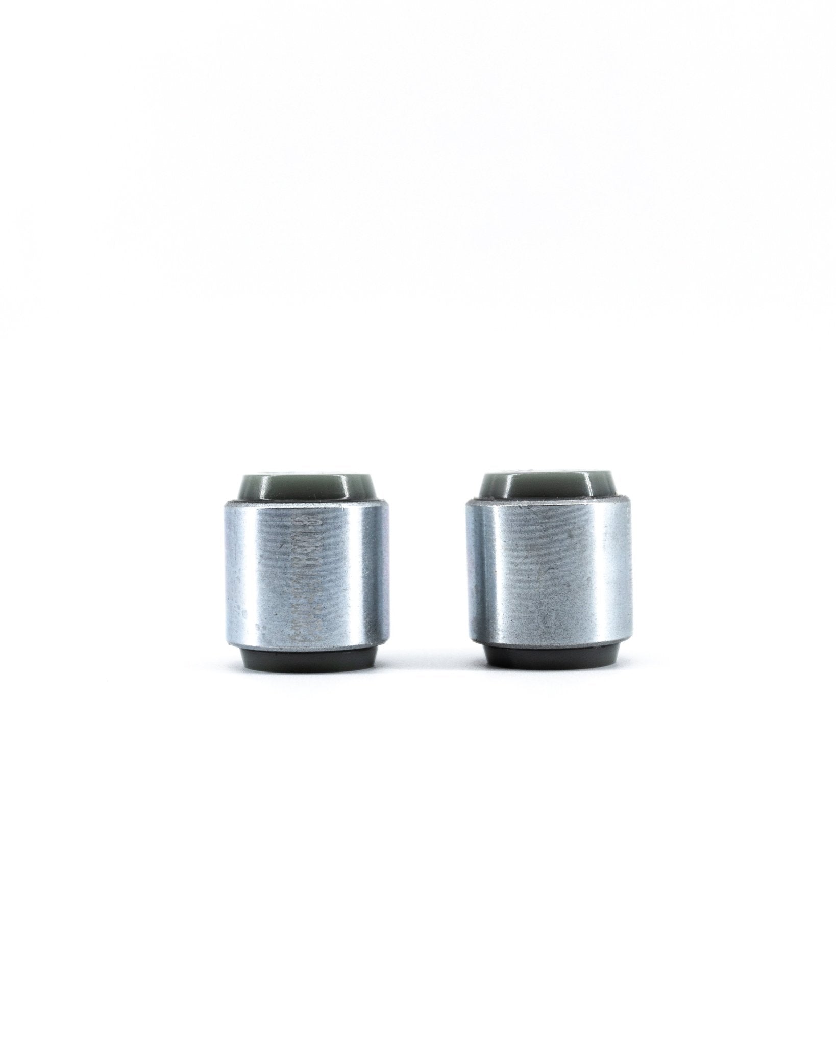 IS300 / GS300 / Verossa SXE10 / JZS161 / JZX110 Rear Hub Bushings (Traction) - SERIALNINE