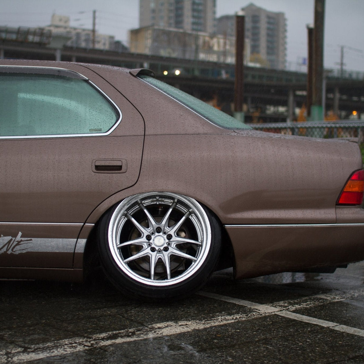 LS400 / Celsior UCF20 Roof Wing - SERIALNINE