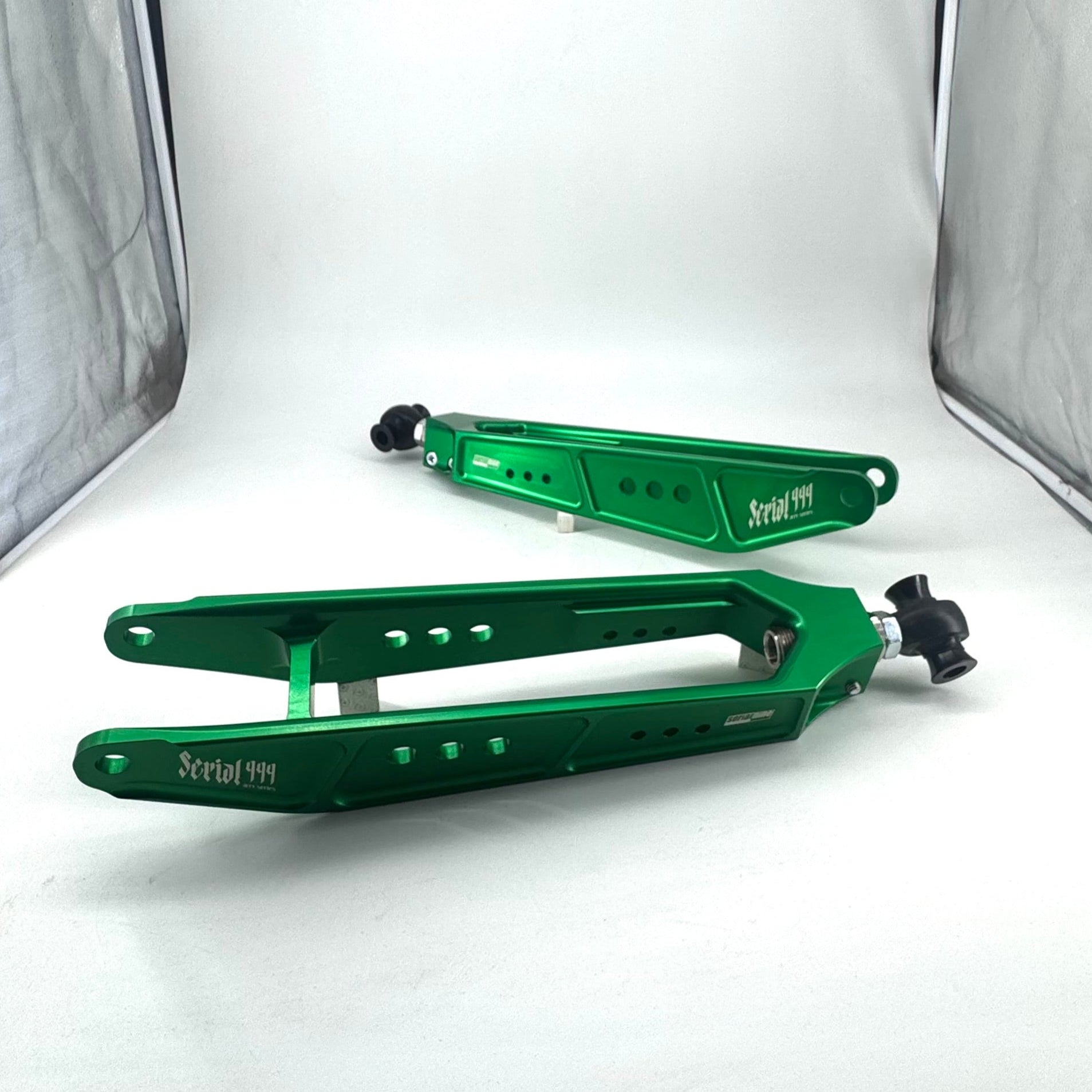 Rear Lower Control Arms IS F / IS350 / GS350 / IS250 / GS430 / SE20 / S190 - SERIALNINE